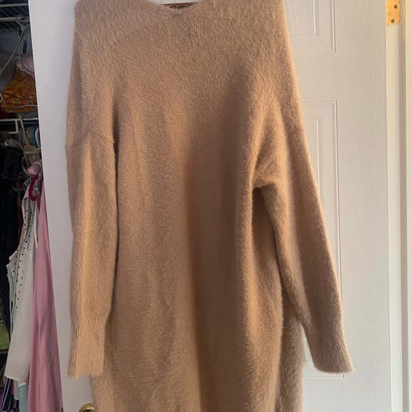 Cozy Sweater - Picture 4 of 4